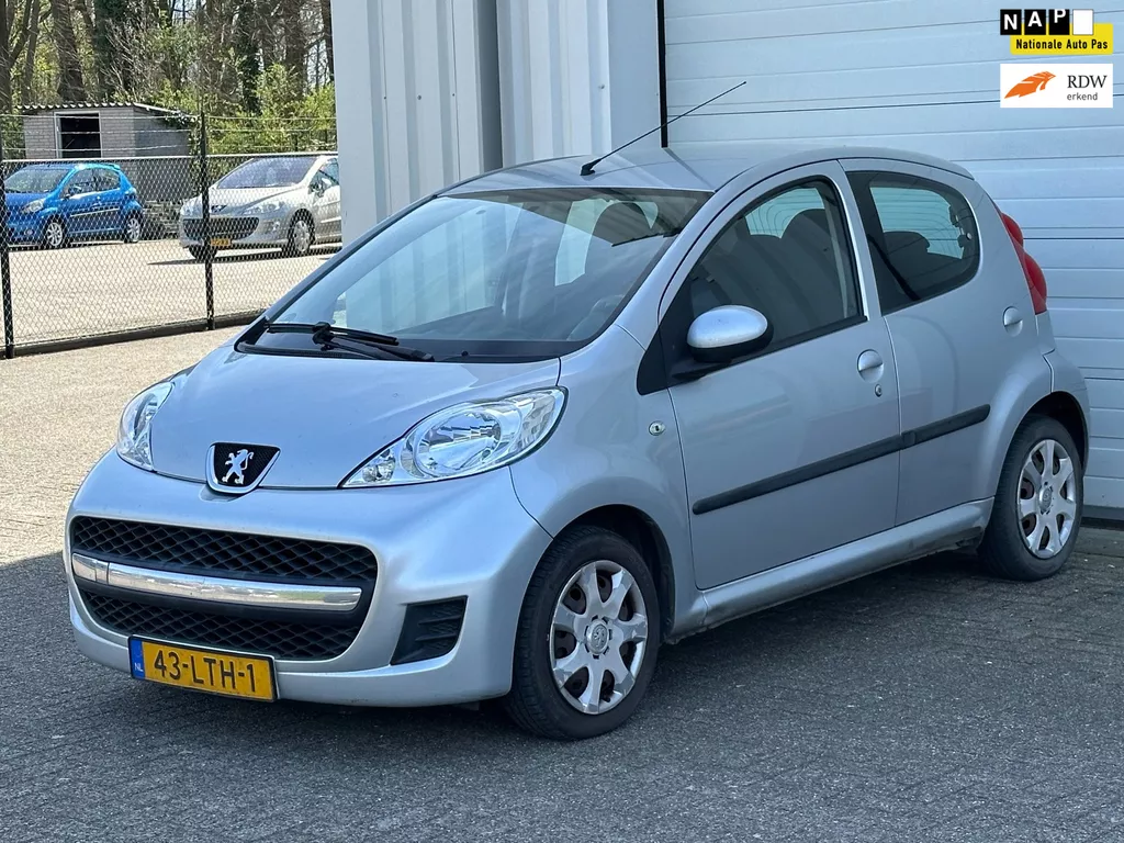 Peugeot 107 (5-deurs) met ijskoude AIRCO &amp; Nieuwe APK!