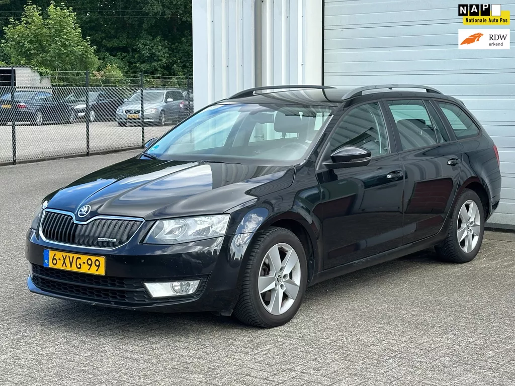 Skoda Octavia Combi 1.6 TDI 110 pk Greenline (2014) | 6-bak | Navigatie | Trekhaak