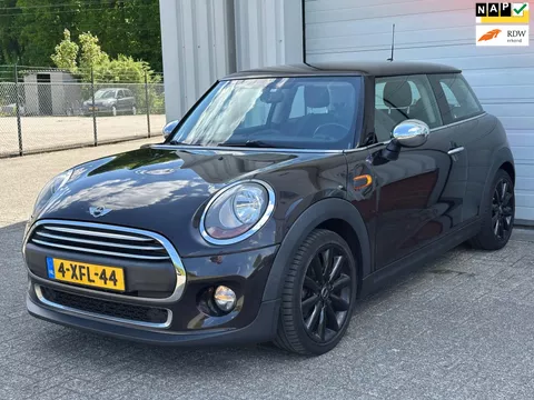 Mini Mini Cooper 1.5 D, Airco, Cruise, Navi, Alu Velgen, NAP !
