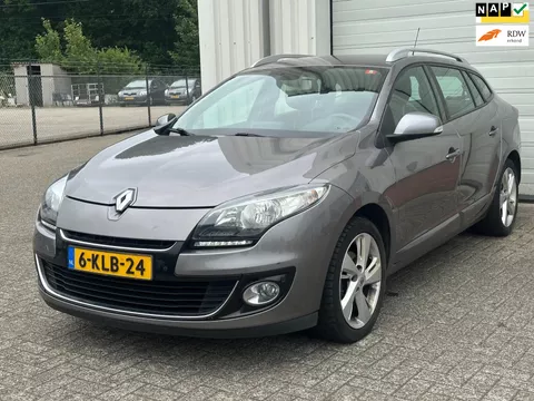 Renault M&eacute;gane Estate 1.5 dCi Sportline, Climate, Cruise, Navi, Led, Trekhaak !